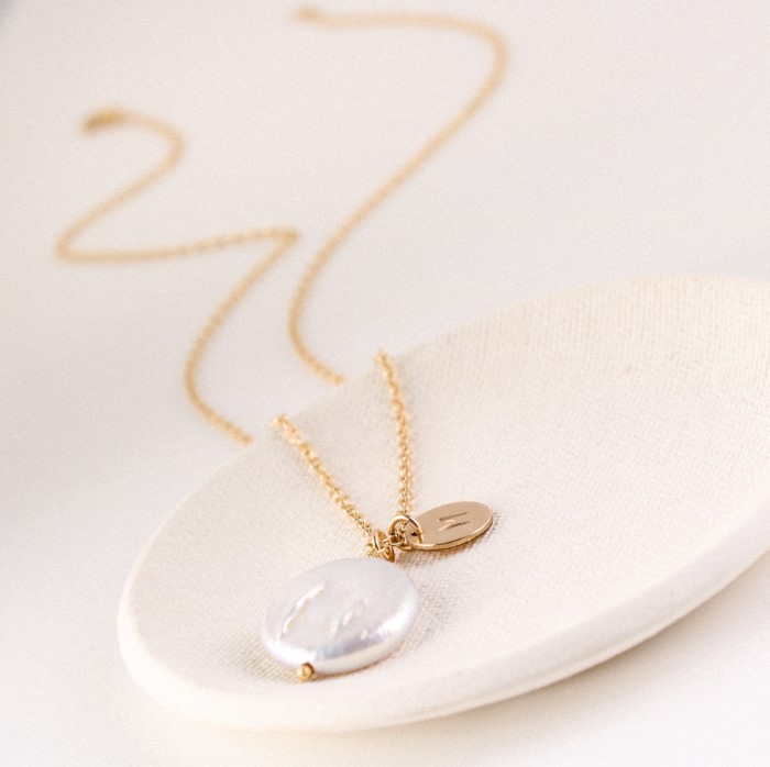 Didelis perlas, Apvalus perlas su raide, pakabukas raidė, VDLG Aksesuarai, Stilingi papuošalai