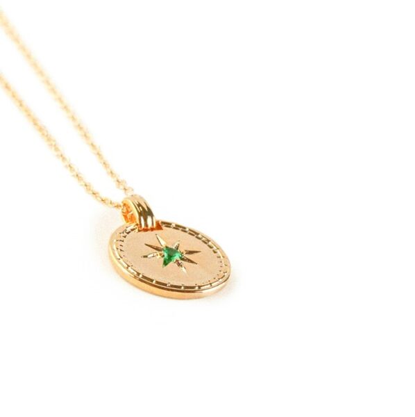 Kaklo papuošalas (medalionas) – žvaigždė su žaliu kubiniu cirkoniu