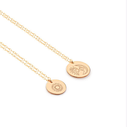 Graviruoti rankų darbo papuošalalai moterims